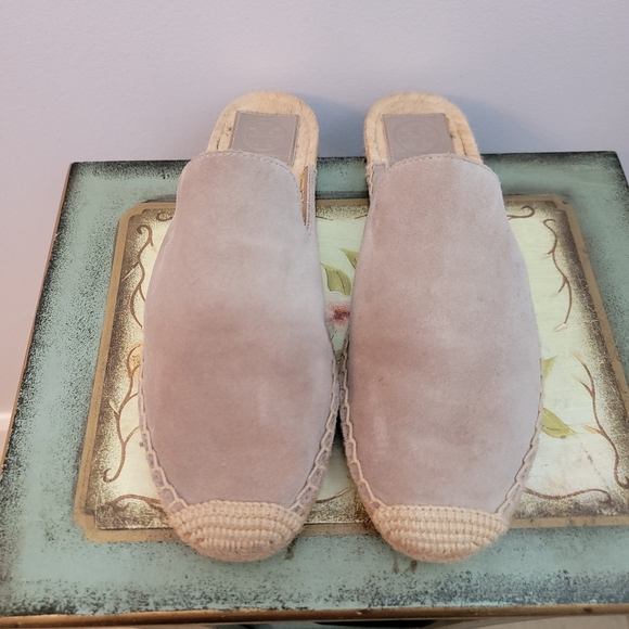 Tory Burch Shoes - Tory Burch Light Tan Suede Espardrille Mule Size 7